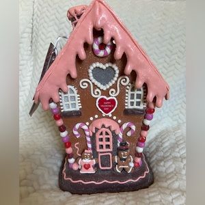 Love and Cupcakes Claydough Valentines Gingerbread House